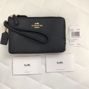 Double Corner Zip Wristlet